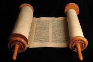 O que significa Pentateuco, Lei e Torá na Bíblia?
