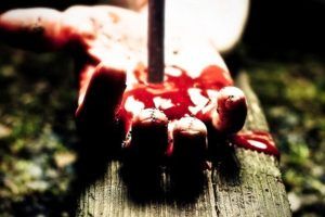 O que significa comer a carne e beber o sangue de Jesus para ser salvo?