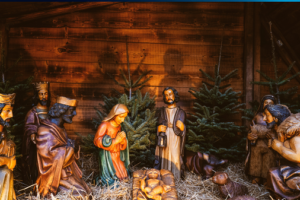 Os presépios estão errados! Jesus nasceu em uma casa ou em uma manjedoura?